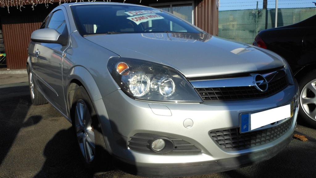 Opel Astra GTC 1.7 CDTi