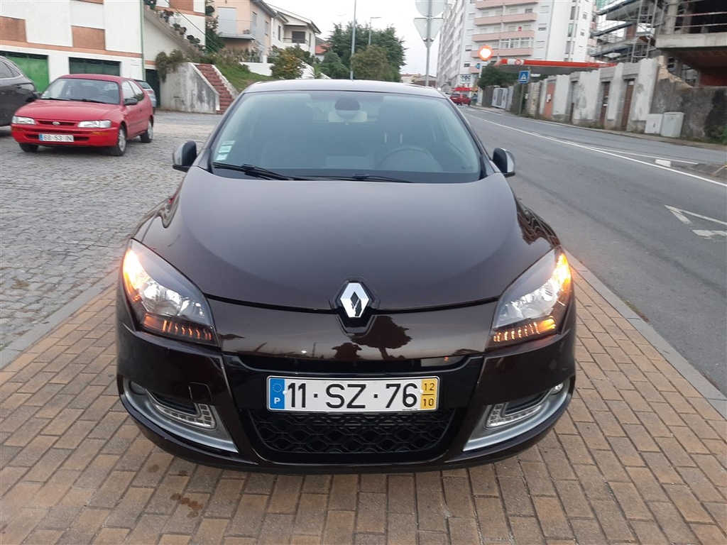 RENAULT MEGANE GT LINE